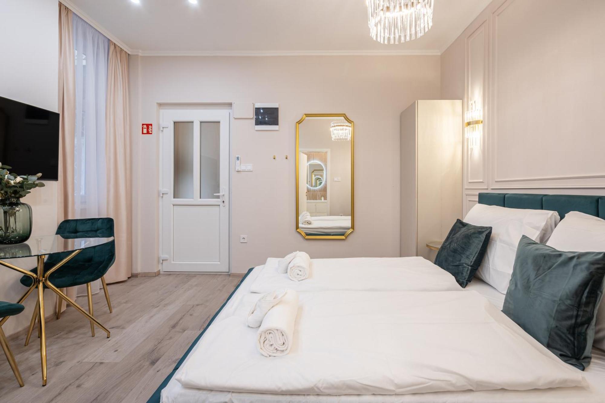 Kiraly 33 - Hidden Gem - Best Location By Bqa Budapest Luaran gambar